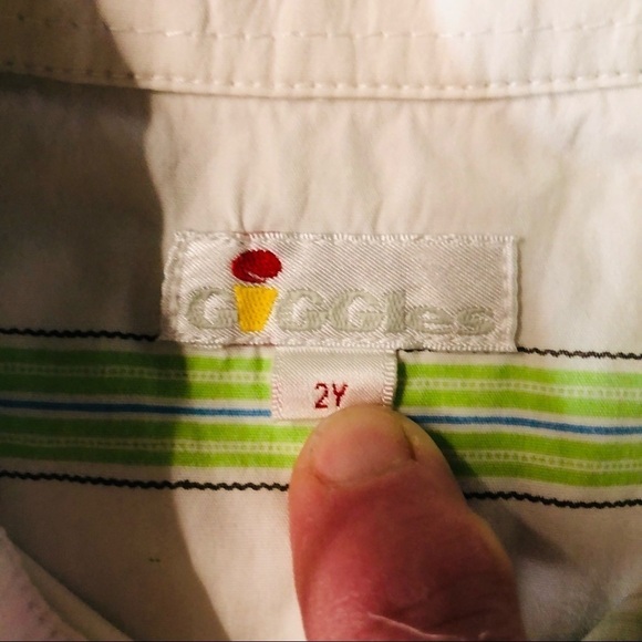 GIGGLES - BOYS SZ 2 SHORT SLEEVE BUTTON DOWN - Picture 9 of 10